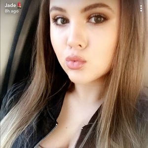 Meet your Posher, Jade